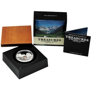 2013 P Australia Silver Treasures of the World Europe Proof Locket with Garnet Coin