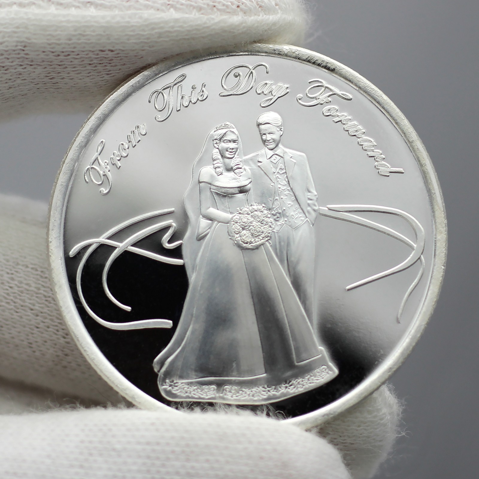 2021 Dated Wedding Couple 1oz .999 Fine Silver Round by SilverTowne in