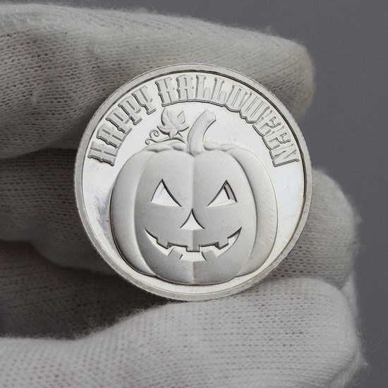 Halloween Pumpkin .999 Silver 1/2oz Medallion Halloween Pumpkin .999 Silver 1/2oz Medallion