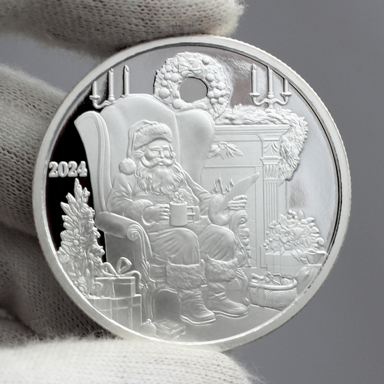 Close Up of Santa Claus Ho Ho Ho 1oz .999 Silver Medallion