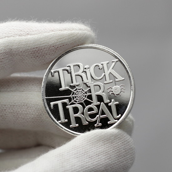 Halloween Trick or Treat Half Ounce .999 Silver Medallion in Gift Box