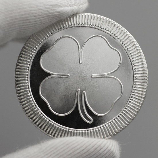 Close Up Plain Four Leaf Clover Stackables 1oz .999 Silver Medallion