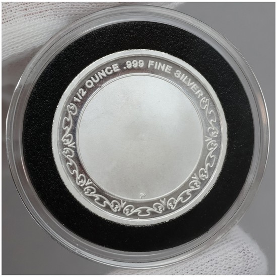 Happy Thanksgiving Bountiful Harvest 1/2oz Colorized .999 Silver Medallion in Gift Box Happy Thanksgiving Bountiful Harvest 1/2oz Colorized .999 Silver Medallion in Gift Box