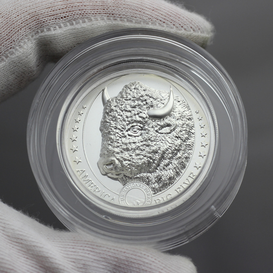 2023 Fiji Silver (Big 5) Bison 1oz Burnished UHR Coin