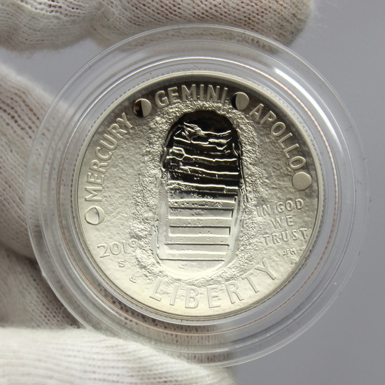 2019 S Apollo 11 50th Anniversary Half Dollar PF Coin in OGP 2019 S Apollo 11 50th Anniversary Half Dollar PF Coin in OGP